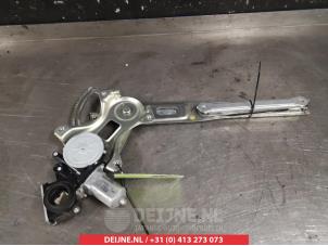Toyota Yaris Window mechanism 4-door, front left O276047 photo 2