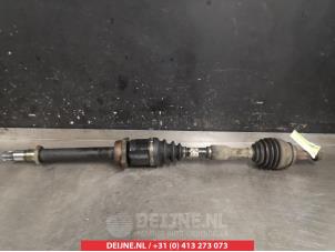 Gebruikte Homokineetas rechts-voor Toyota Avensis Wagon (T25/B1E) 2.2 D-4D 16V D-CAT Prijs € 60,00 Margeregeling aangeboden door V.Deijne Jap.Auto-onderdelen BV