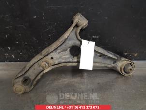Toyota Yaris Verso Querlenker unten rechts vorne O382759 foto 2