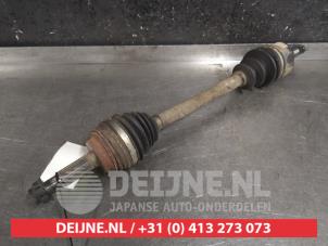 Toyota Yaris Verso Front drive shaft, left O318594 photo 2