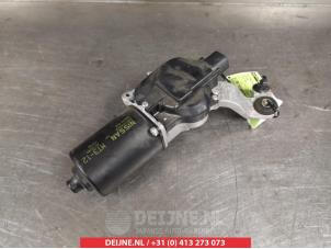 Nissan 370Z Front wiper motor O348653 photo 2