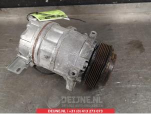 Nissan 370Z Air conditioning pump O346742 photo 2