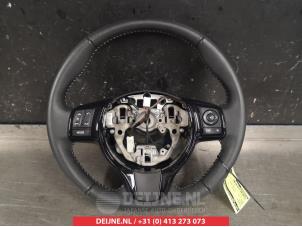 Gebruikte Stuurwiel Toyota Yaris Prijs € 50,00 Margeregeling aangeboden door V.Deijne Jap.Auto-onderdelen BV