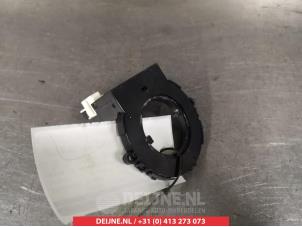 Toyota Urban Cruiser Lenkwinkelsensor O264042 foto 2
