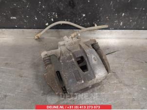 Toyota Avensis Verso Front brake calliper, left O325651 photo 2
