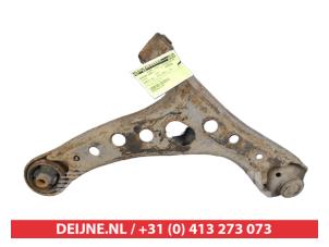 Toyota Avensis Verso Front lower wishbone, left O381840 photo 2