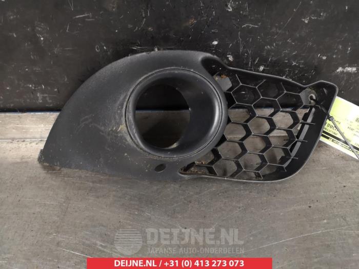 Mitsubishi Lancer Bumper Rooster O264483