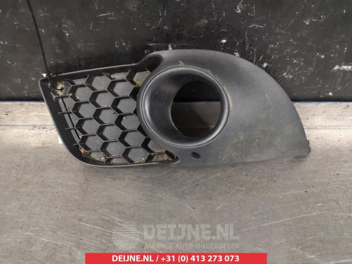 Mitsubishi Lancer Bumper Rooster O264484