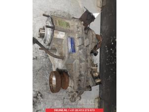 Hyundai Terracan 4x4 transfer box O373877 photo 3
