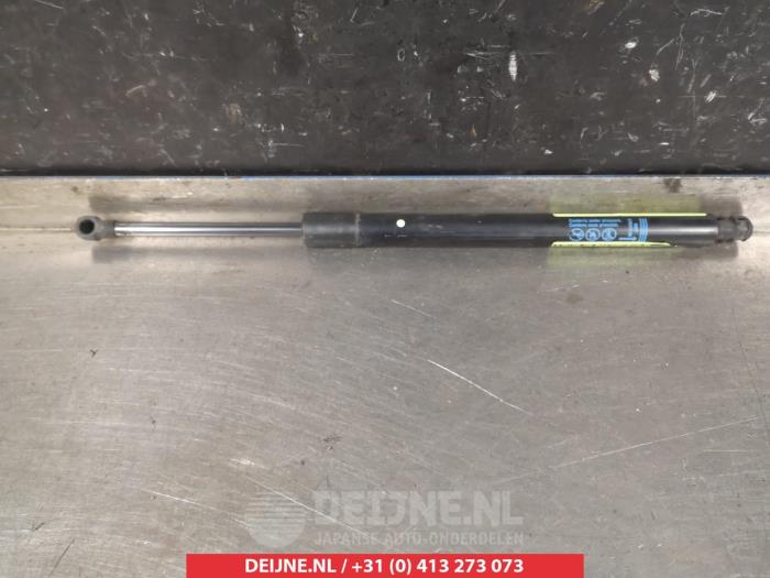Chevrolet Orlando Rear gas strut, left O293507