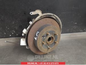 Lexus IS Knuckle, rear left O380433 photo 2