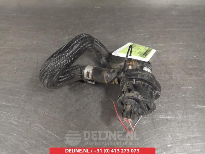 Gebruikte Waterpomp Lexus IS (E3) 300h 2.5 16V Prijs € 25,00 Margeregeling aangeboden door V.Deijne Jap.Auto-onderdelen BV