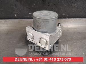 Toyota Rav-4 ABS Pomp O338598 foto 2