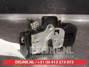 Chevrolet Captiva Türschlossmechanik 4-türig links vorne O279347 foto 3