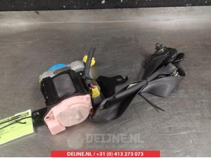 Gebruikte Veiligheidsgordel links-voor Honda S2000 (AP1) 2.0 16V VTEC Prijs € 75,00 Margeregeling aangeboden door V.Deijne Jap.Auto-onderdelen BV