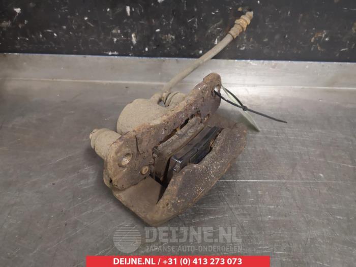 Mitsubishi Pajero Remklauw (Tang) links-achter O376447