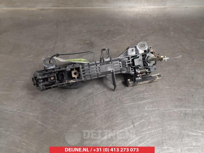 Toyota Rav-4 Türgriff 4-türig links vorne O277397