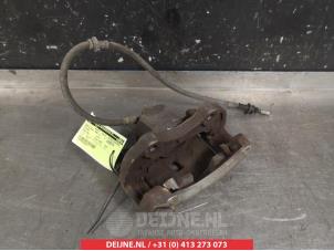Nissan Cube Front brake calliper, left O324872 photo 2