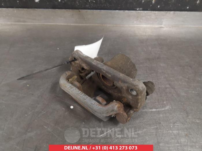 Nissan Cube Remklauw (Tang) links-achter O376171