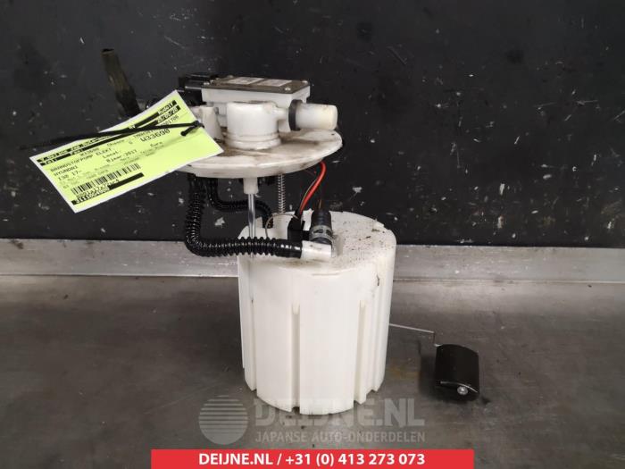 Gebruikte Tank element Pomp Hyundai i30 Wagon (PDEF) 1.6 CRDi 16V VGT Prijs € 125,00 Margeregeling aangeboden door V.Deijne Jap.Auto-onderdelen BV