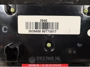 Chevrolet Cruze Heater control panel O305309 photo 2