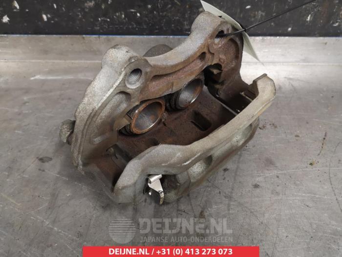 Nissan 350 Z Bremszange links vorne O324922