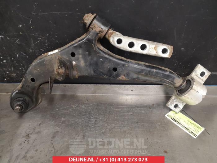 Nissan Maxima Draagarm onder links-voor O381253