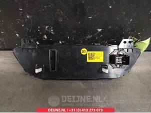 Hyundai I30 Heater control panel O305608 photo 2