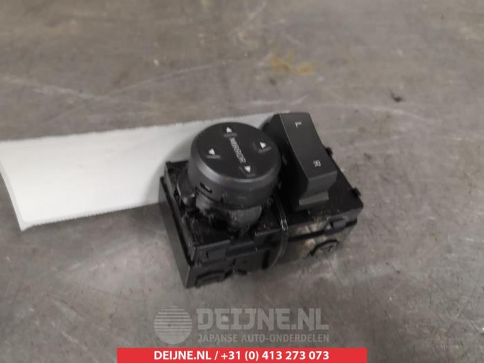 Hyundai I30 Spiegel Schakelaar O310781