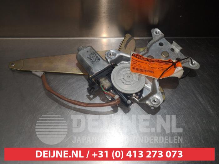 Toyota Landcruiser Ruitmechaniek 4Deurs links-achter O290975