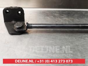 Hyundai Terracan Gasdämpfer links hinten O293680 foto 2