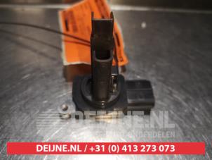 Gebruikte Luchthoeveelheidsmeter Toyota Yaris II (P9) 1.33 16V Dual VVT-I Prijs € 15,00 Margeregeling aangeboden door V.Deijne Jap.Auto-onderdelen BV
