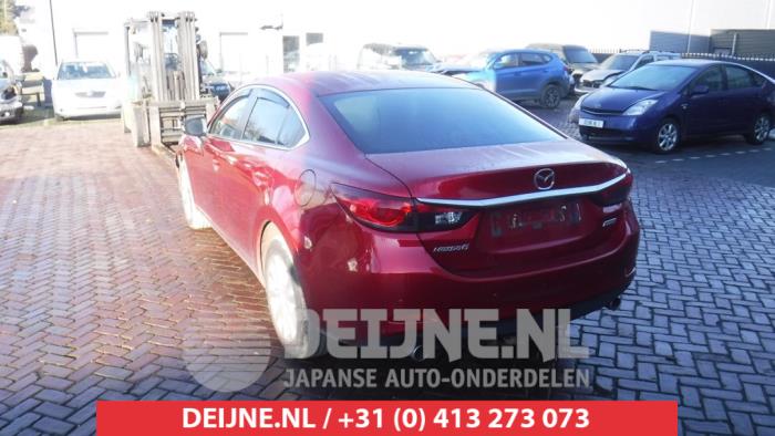 Mazda 6 Ruit achter O300616