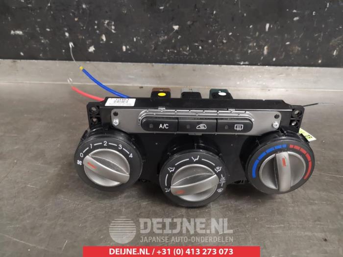 Hyundai I10 Kachel Bedieningspaneel O305574