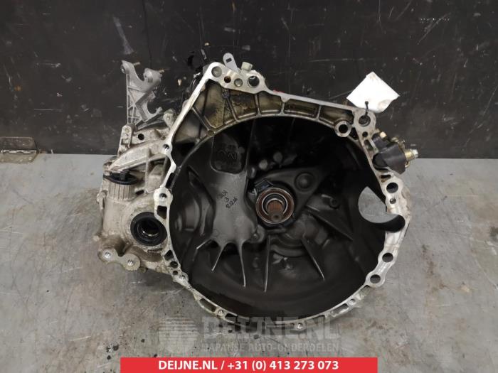 Gebruikte Versnellingsbak Nissan Primera (P12) 2.0 16V CVT Prijs € 75,00 Margeregeling aangeboden door V.Deijne Jap.Auto-onderdelen BV