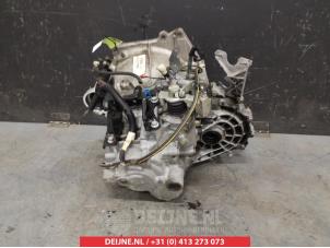 Nissan Primera Getriebe O371927 foto 3