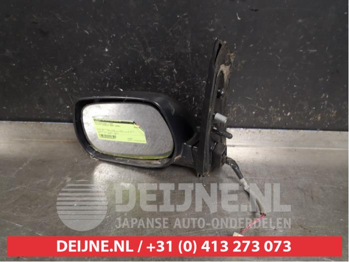 Toyota Avensis Verso Buitenspiegel links O282974