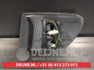 Toyota Avensis Verso Achterlicht links O298599 foto 3