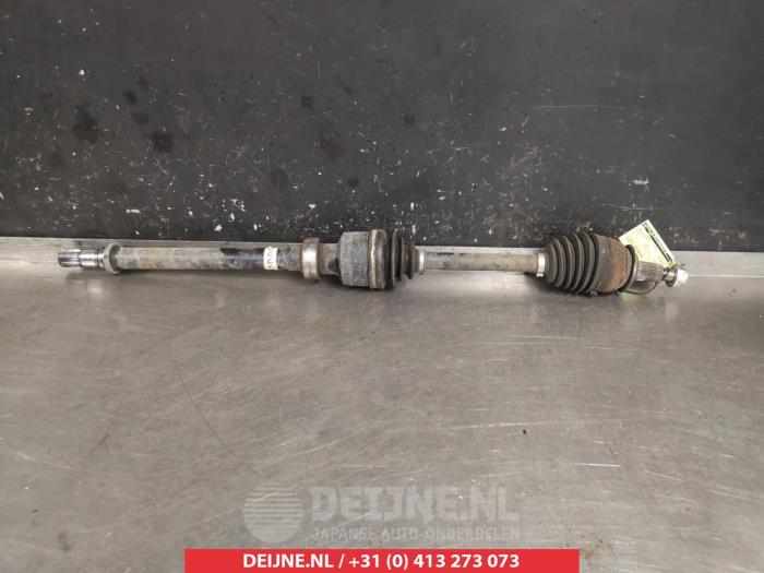 Gebruikte Steekas rechts-voor Mazda 6 (GJ/GH/GL) 2.2 SkyActiv-D 150 16V Prijs € 100,00 Margeregeling aangeboden door V.Deijne Jap.Auto-onderdelen BV