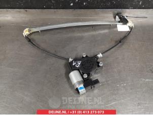 Gebruikte Ruitmechaniek 4Deurs rechts-achter Mazda CX-7 2.2 MZR-CD 16V AWD Prijs € 35,00 Margeregeling aangeboden door V.Deijne Jap.Auto-onderdelen BV