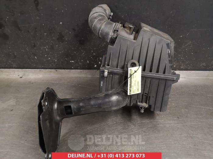 Gebruikte Luchtfilterhuis Mazda CX-7 2.2 MZR-CD 16V AWD Prijs € 50,00 Margeregeling aangeboden door V.Deijne Jap.Auto-onderdelen BV