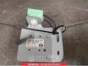 Gebruikte GPS Antenne Mazda CX-7 2.2 MZR-CD 16V AWD Prijs op aanvraag aangeboden door V.Deijne Jap.Auto-onderdelen BV