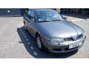 Mitsubishi Carisma Buitenspiegel rechts O284025 foto 2