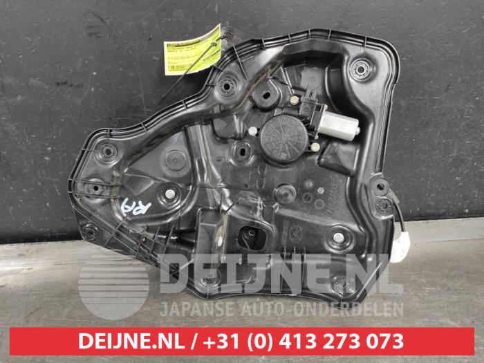 Mazda 6 Ruitmechaniek 4Deurs rechts-achter O291011