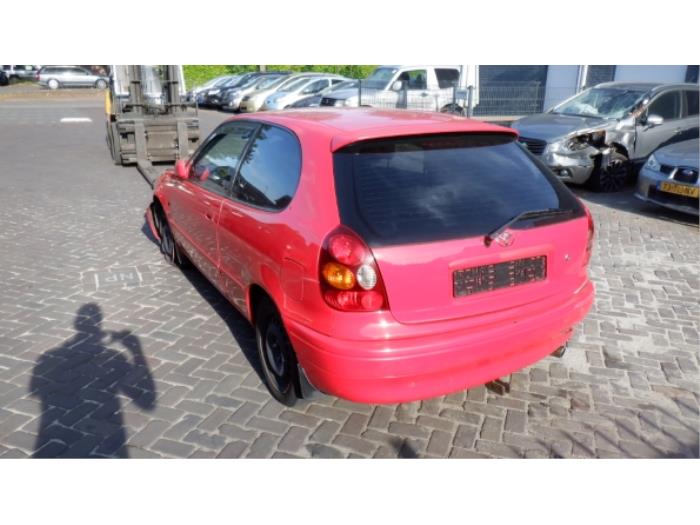 Toyota Corolla Taillight, left O298565