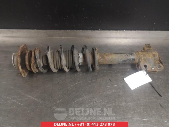 Daihatsu Cuore Stoßdämpferstrebe rechts vorne O321822