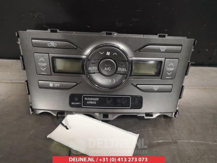Toyota Auris Kachel Bedieningspaneel O306436