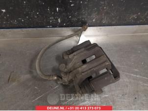 Nissan Pathfinder Rear brake calliper, right O376967 photo 2