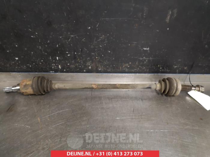 Nissan Qashqai Aandrijfas rechts-achter O375063
