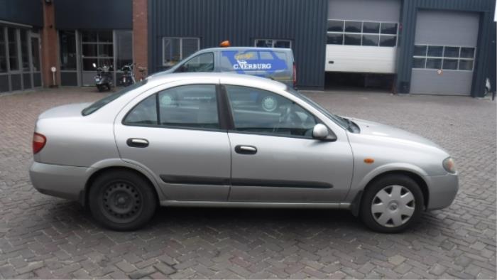 Nissan Almera Portier 4Deurs rechts-achter O286163